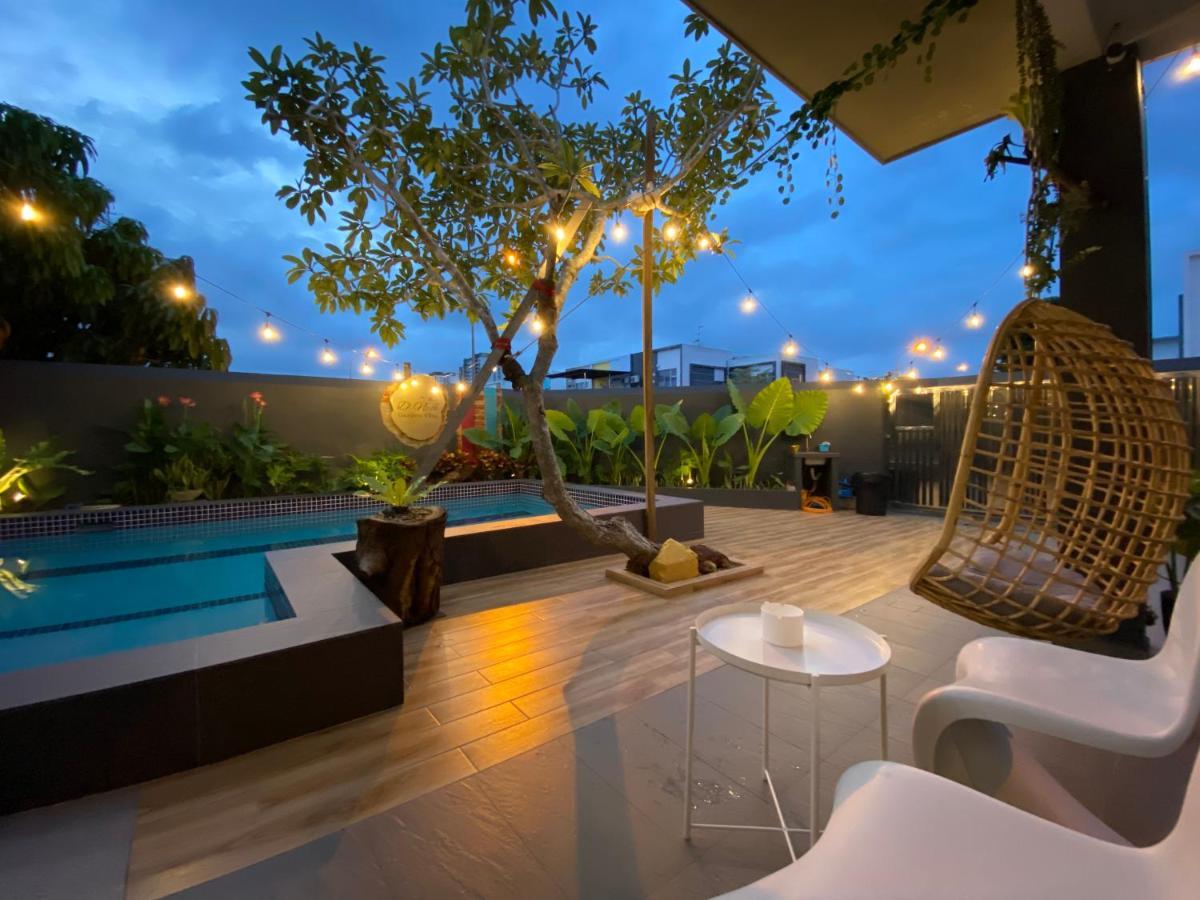 Villa D Niice Garden View With Private Pool Bukit Indah, Johor Bahru Exterior foto